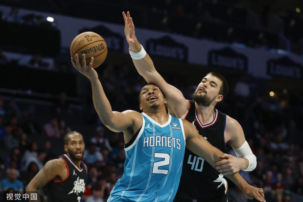 后防线上的 后防线上的